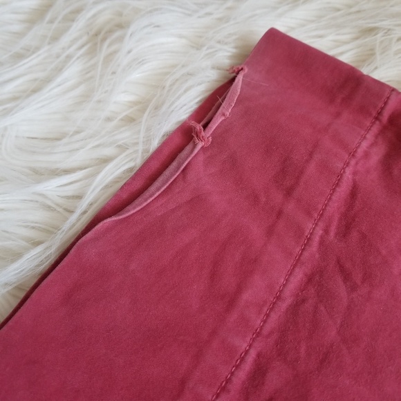 Distressed red trousers Kate McHale - Picture 4 of 5